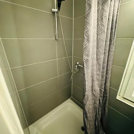 Kompakte & Guenstige Einzimmer Studio Апартаменты