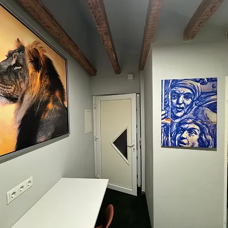 Kompakte & Guenstige Einzimmer Studio *